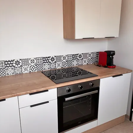 L Du Apartment Briollay