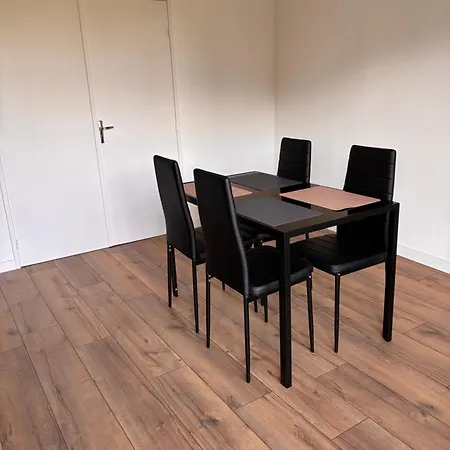 L Du *
